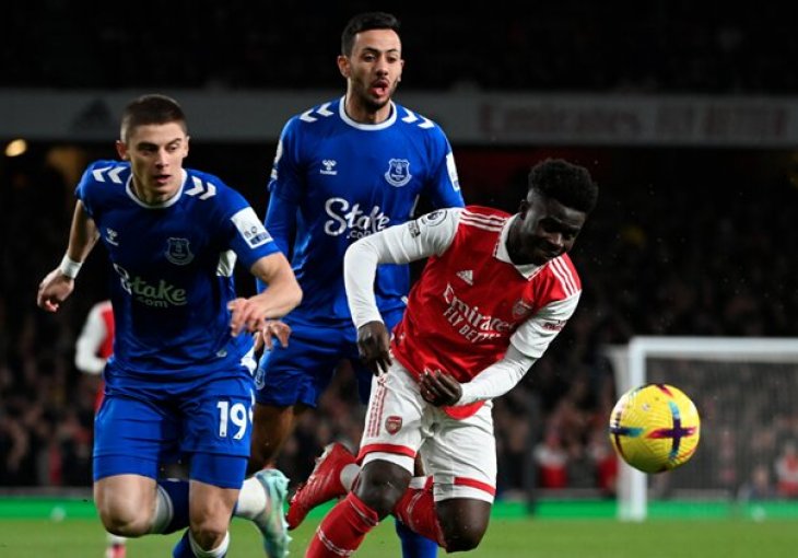 OPET SU NA PLUS 5 U ODNOSU NA CITY: Saka i Martinelli briljirali u visokoj pobjedi Arsenala protiv Evertona
