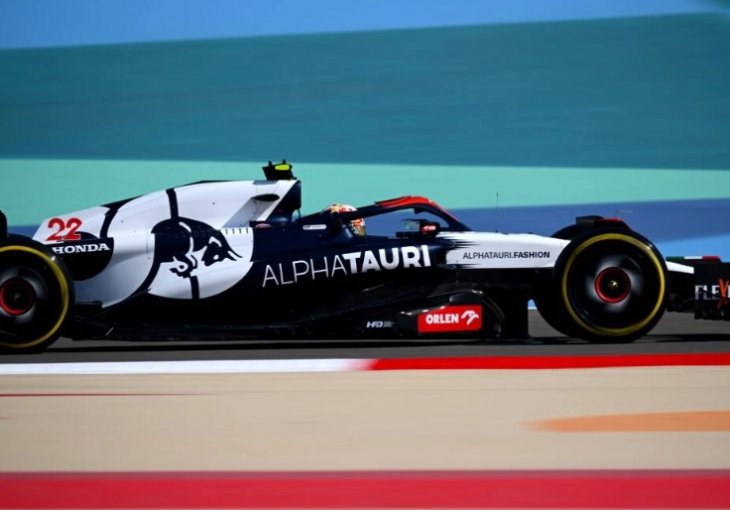 Perez najbrži na slobodnom treningu u Bahreinu, Alonso drugi s Aston Martinom