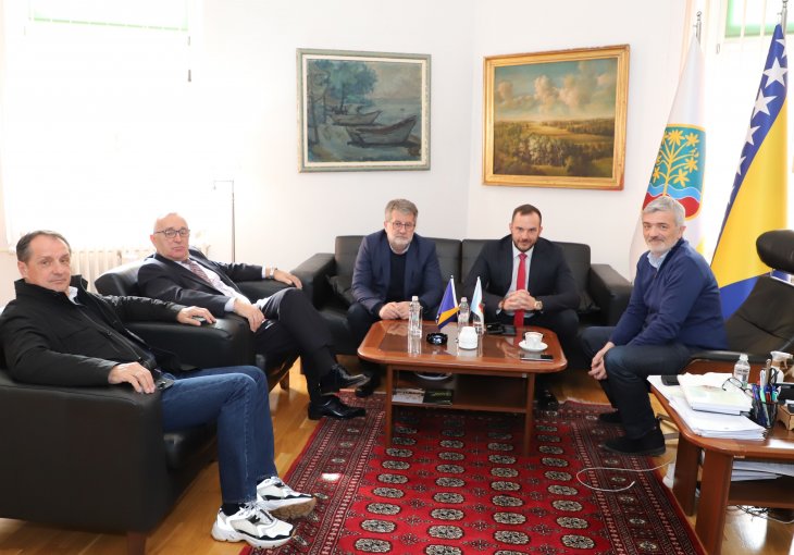 Održan sastanak u Općini Centar: Kad će biti završen koševski travnjak