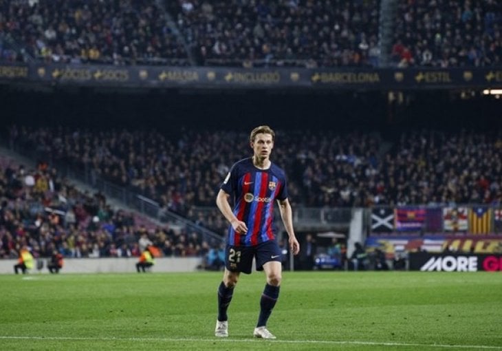 Prošlog ljeta ga se Barcelona htjela riješiti, a sad je nedodirljiv i Xavi mu se divi!