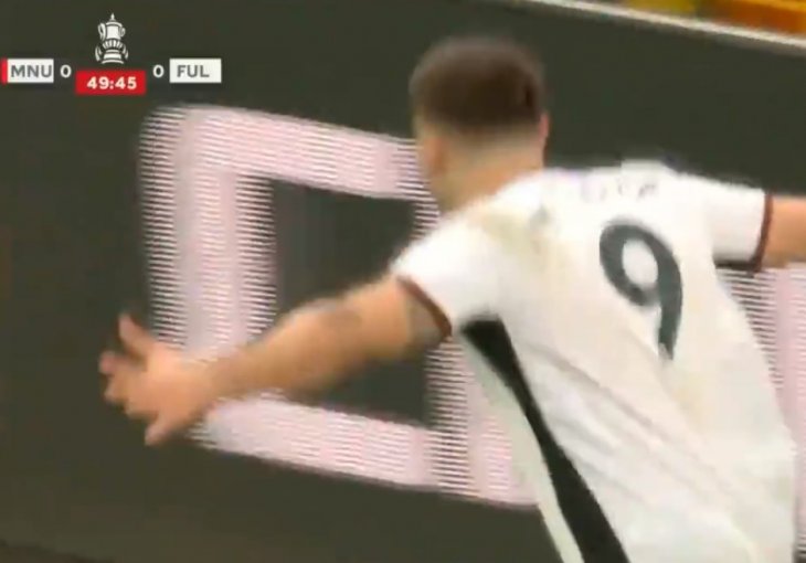 GOOOOOOOL Aleksandar Mitrović je šokirao Crvene đavole!