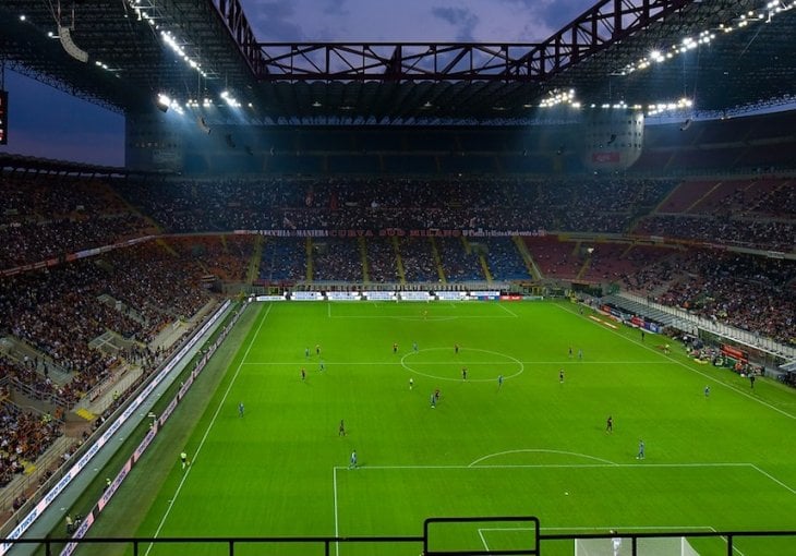  Milan pravi stadion, rastaje se sa gradskim rivalom!