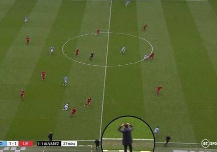 Klopp se odmah uhvatio za glavu kada je vidio šta je njegov igrač uradio, kazna je bila SUROVA