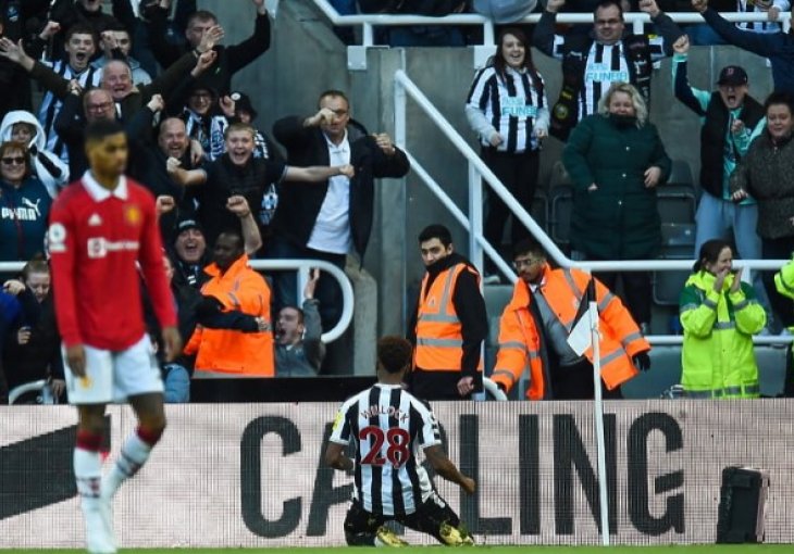 CRVENI ĐAVOLI NEMOĆNI: Sjajni Newcastle savladao Manchester United u derbiju i skočio na treće mjesto tabele