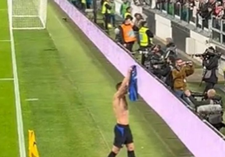 Snimak s tribina sve pokazao: Džeko dobio gnusne uvrede, a onda je skinuo dres i digao ga u zrak