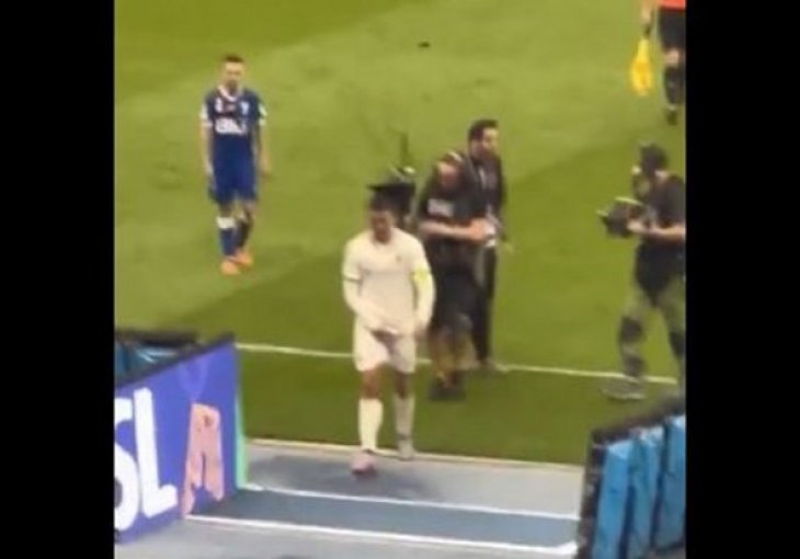 RONALDO ŠOKIRAO PLANETU U DERBIJU: Kukavički i očajni potez Cristijana u derbiju najbolje odslikava njegovu avanturu u Saudijskoj Arabiji