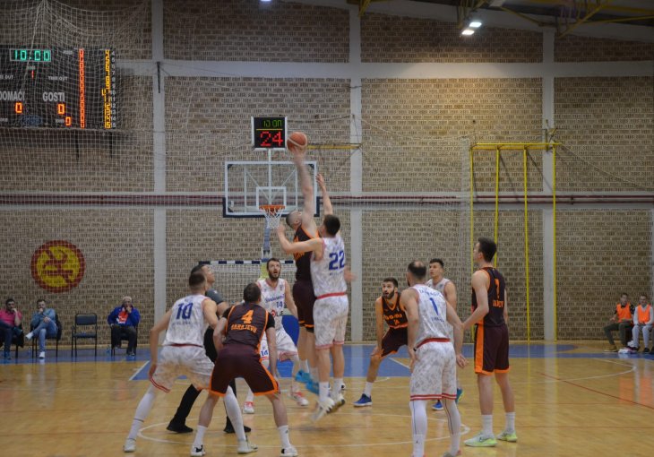 Prolabovci vode 1:0: Budućnost porazila Bosnu u Bijeljini