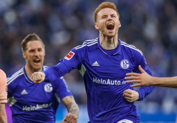 Schalke preokretom u zadnjim minutama stigao do važne pobjede u borbi za ostanak