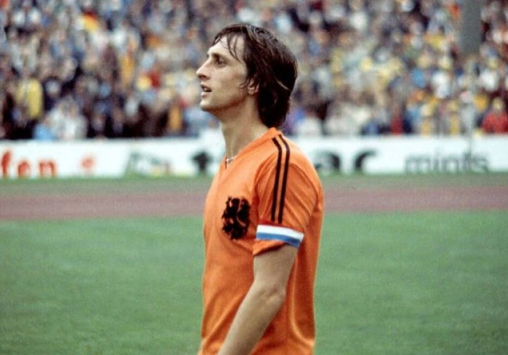 Zašto je Johan Cruyff na Svjetskom prvenstvu nosio Adidasov dres s dvije pruge?