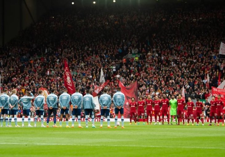 NA ANFIELDU NEZADOVOLJSTVO Navijači Liverpoola ponovo izviždali britansku himnu i zgrozili javnost na Otoku