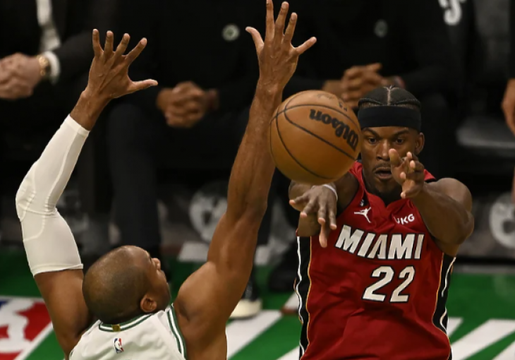 Jimmy Butler dominantan za pobjedu Miamija u novoj seriji