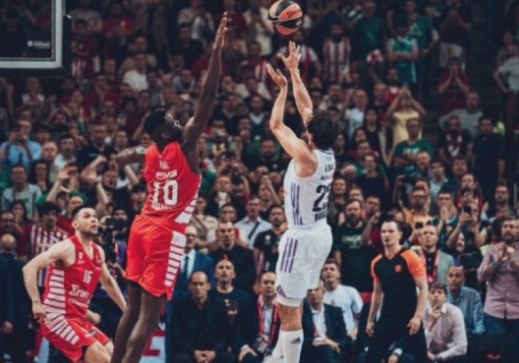 Evo kako je Real Madrid uzeo titulu: Ni čovjek visok 2,18 m u skoku nije uspio blokirati španskog veterana VIDEO