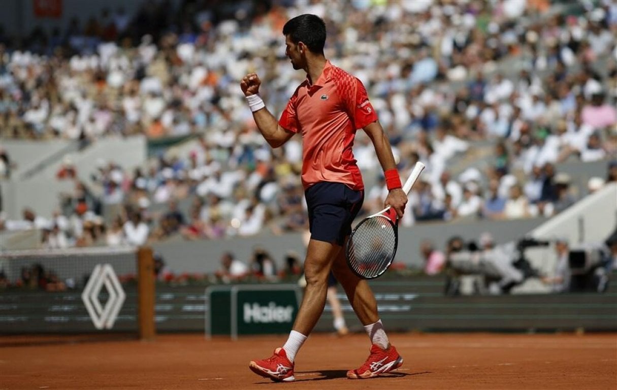 1379325-novak-5-ff