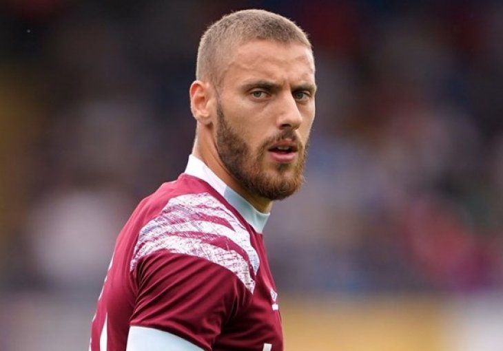FIFA zaprijetila West Hamu zbog Vlašićevog transfera!