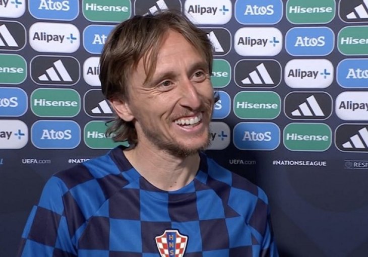 Modrić morao pokazivati dokumente šokiranim nizozemskim novinarima