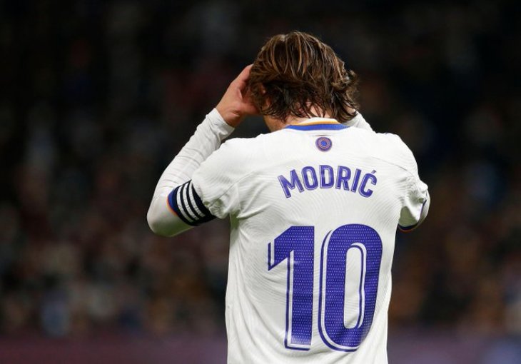 MARCA RAZOTKRILA ANCELOTTIJEVE PLANOVE: Modrić seli na klupu, ovo je Realova nova PAKLENA udarna trojka
