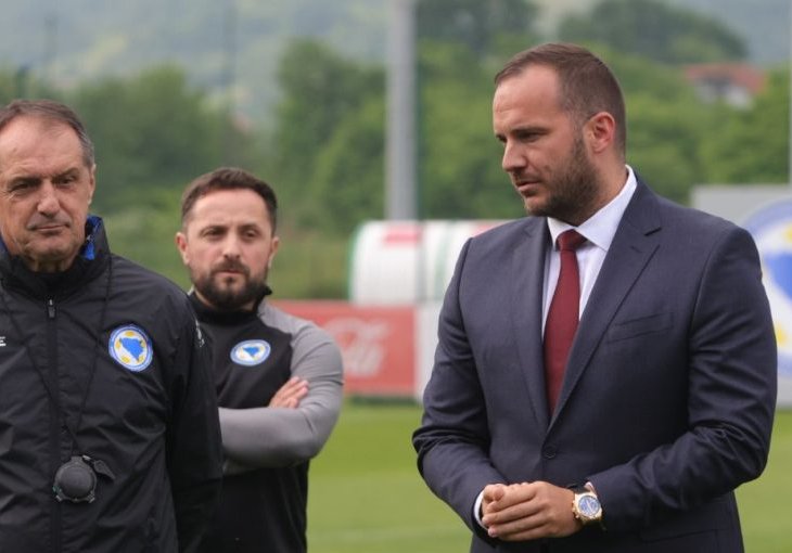 Zeljković: Peteva niko nije smijenio, samo nismo produžili saradnju