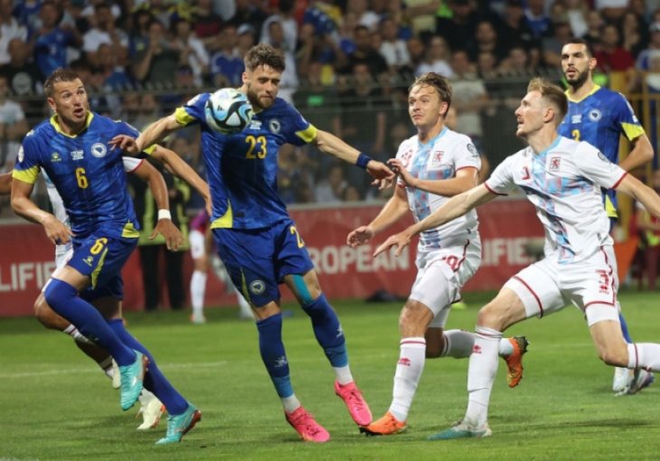 TRAŽE GA U ENGLESKOJ: Said Hamulić karijeru nastavlja u Premier ligi?
