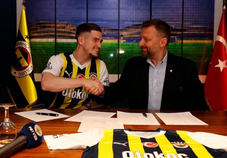STVARAJU MOĆAN TIM! Pojačanje za Džekin Fenerbahce: Potpisao brzonogi Englez