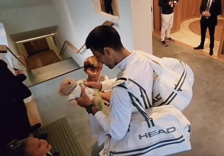 Šta je Đoković rekao svojoj supruzi na Wimbledonu kada je mislio da ga niko ne čuje!