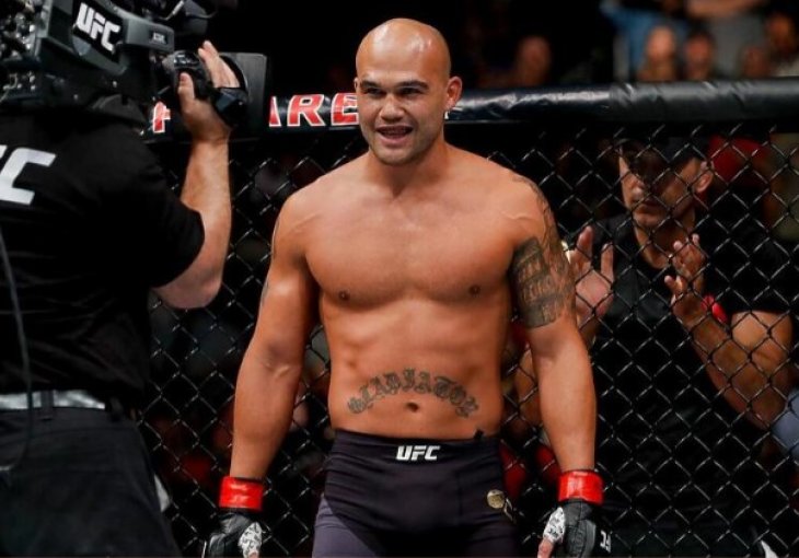 VRHUNSKI KRAJ Robbie Lawler nokautirao protivnika za 38 sekundi pa završio karijeru