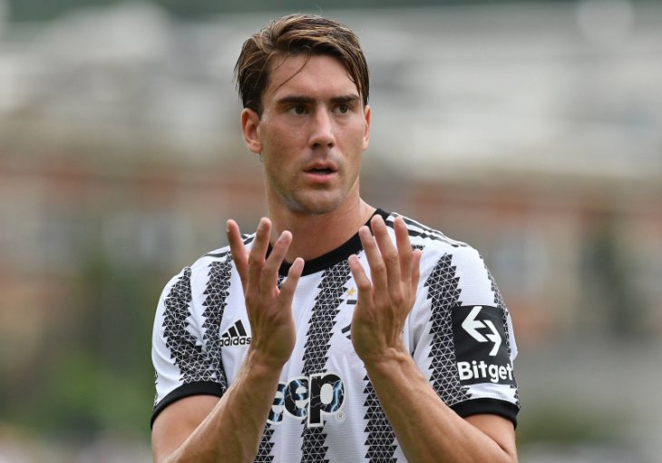 Vlahović na meti bogatog kluba: Problem pravi Juventus