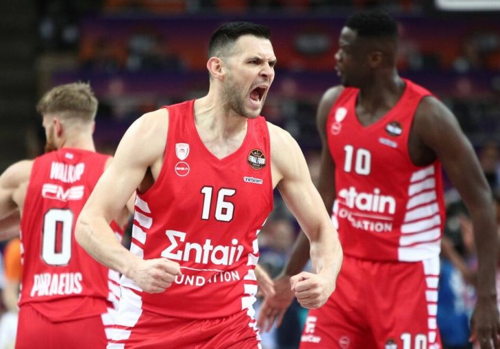 PIREJCI DOBILI POJAČANJE IZ BERLINA: Sikma novi košarkaš Olimpijakosa!