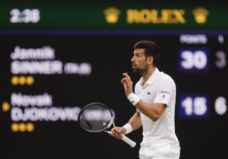 Presedan na Wimbledonu, Đokoviću sudija oduzeo poen zbog urlika!
