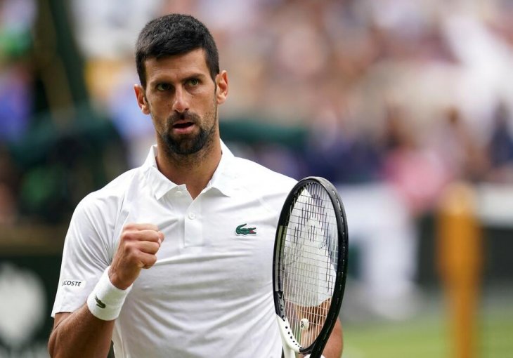 KAKAV OBRT: Novak šalje poljupce, Alkaraz kipti od bijesa (VIDEO)