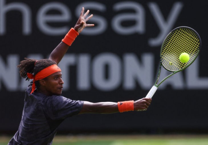 Na Wimbledonu napravio čudo, sada suspendovan iz tenisa na duži period!