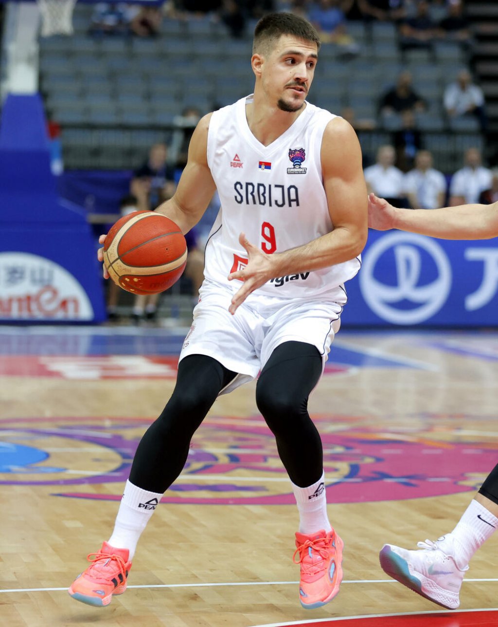 3542888-serbianetherlandseurobasket33132-ff