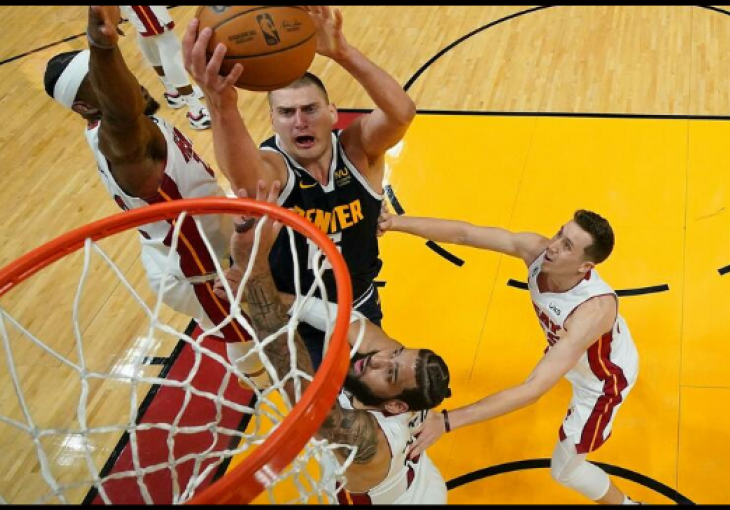 KAKAV VELEOBRT U NBA - NIKOLA JOKIĆ NIJE VIŠE NAJPLAĆENIJI IGRAČ: Braun stavio paraf na supermaksimalni ugovor i OBORIO REKORD!