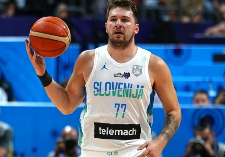ZA POHVALU Slavni NBA košarkaš pomaže stradalim u katastrofalnim poplavama!