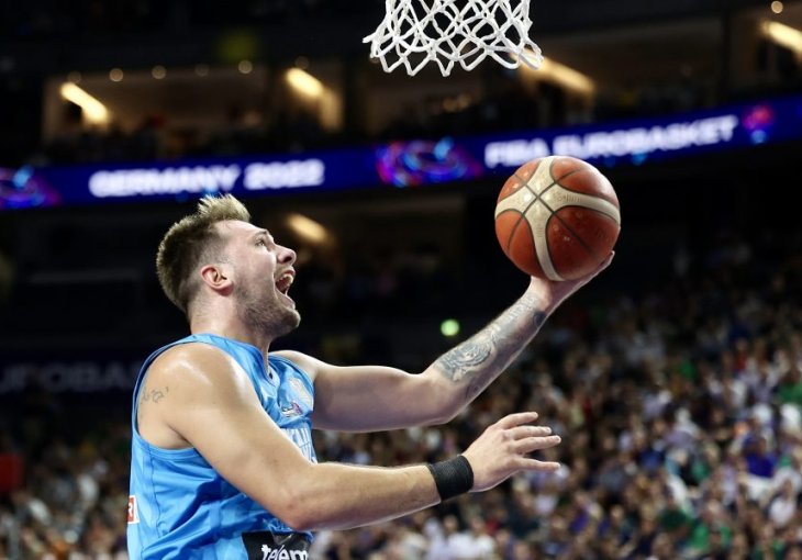 Slovenija dobila Crnu Goru, triple-double sjajnog Dončića!