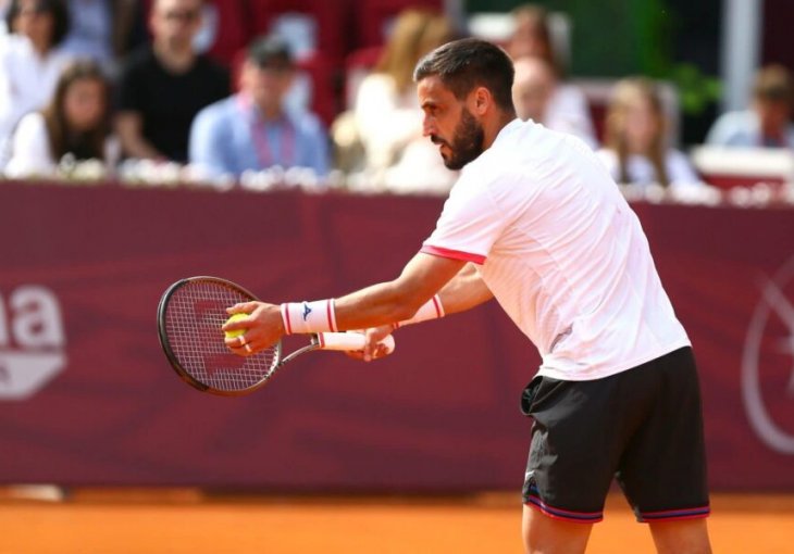 Tri tenisera ispala na Challengeru u Banjaluci, samo Džumhur prošao prvo kolo!