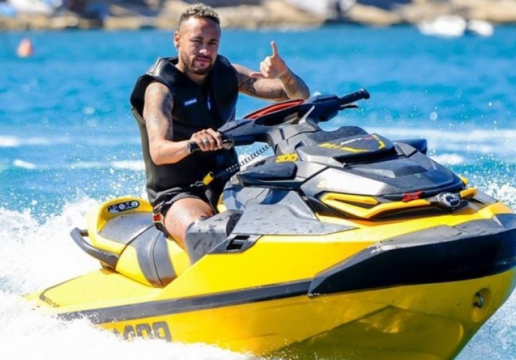 L'Equipe: Gotovo je. Neymar odlazi u Saudijsku Arabiju!