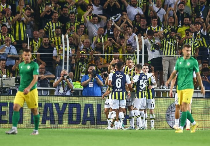 Džeko nakon tri minute postigao prvi gol za Fenerbahče u turskom prvenstvu!