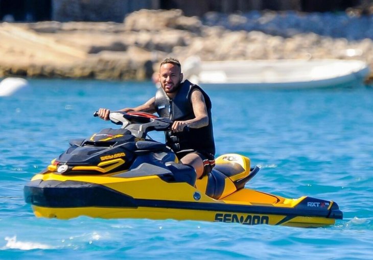 Ovo je nevjerovatno: Evo šta Neymar dobija i pored novca iz ugovora u Saudijskoj Arabiji