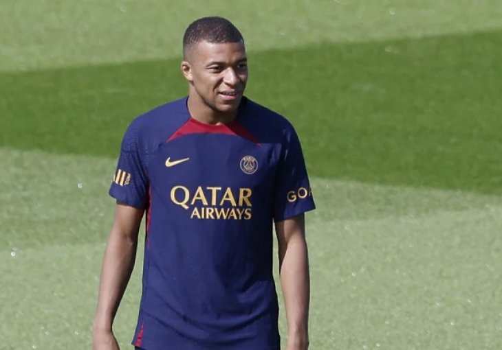 Mbappe ponovo odbija da produži ugovor, ali spreman je na veliku 