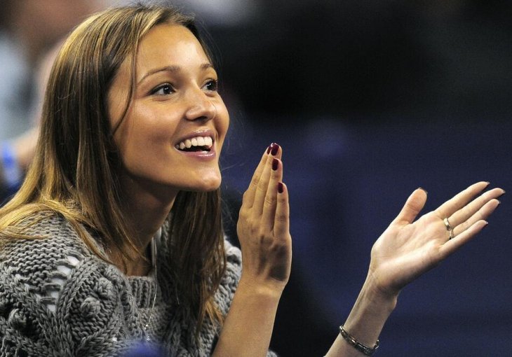 Jelena Đoković nasmijala pratitelje na Instagramu: Ovako izgleda kada slavi dokasno