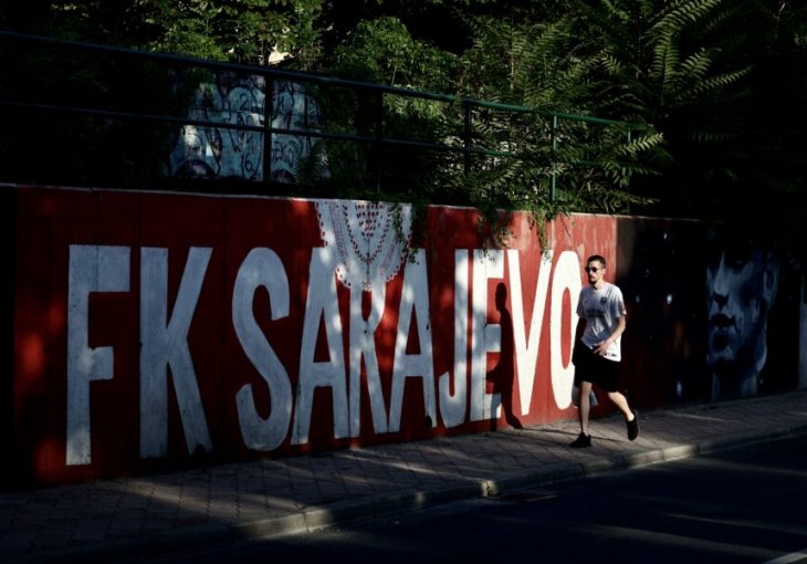 FK Sarajevo se prisjetio zločina: Ne zaboravi Markale!