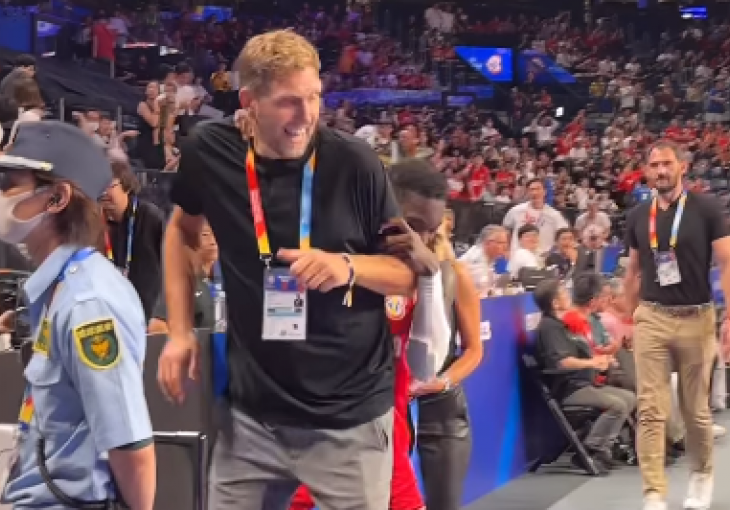 Publika u čudu: Nowitzki je izlazio iz dvorane, a onda ga je zaskočila zvijezda!