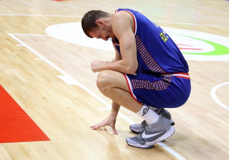 OTKRIVENO ZAŠTO JE BORIŠI SIMANIĆU ODSTRANJEN BUBREG! Krv, mokraća, preveliki ožiljak,...