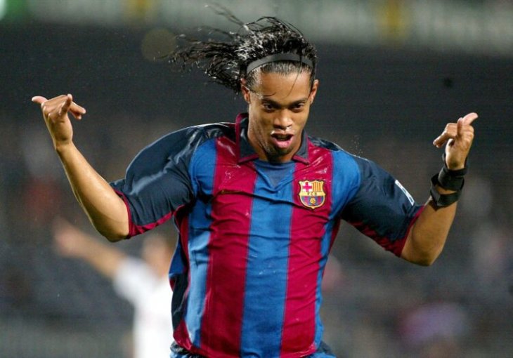  Ronaldinho oduševio potezom na utakmici veterana: JOŠ IMA MAGIJE U NOGAMA