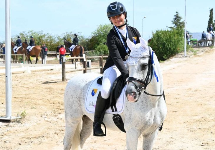 Uspješan nastup mlade Lune Jusufovic na Balkanskom konjičkom šampionatu u Grčkoj