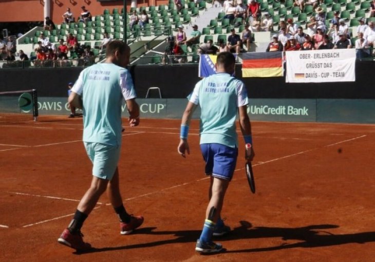 Bh. teniseri poraženi od Njemačke, Džumhur i Bašić glatko poraženi u dublu