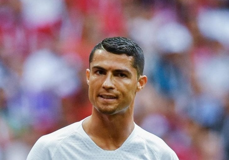 Cristiano Ronaldo postaje kečer?! Saudijci pred njega opet iskrcali brdo love na stol, hoće li pristati?