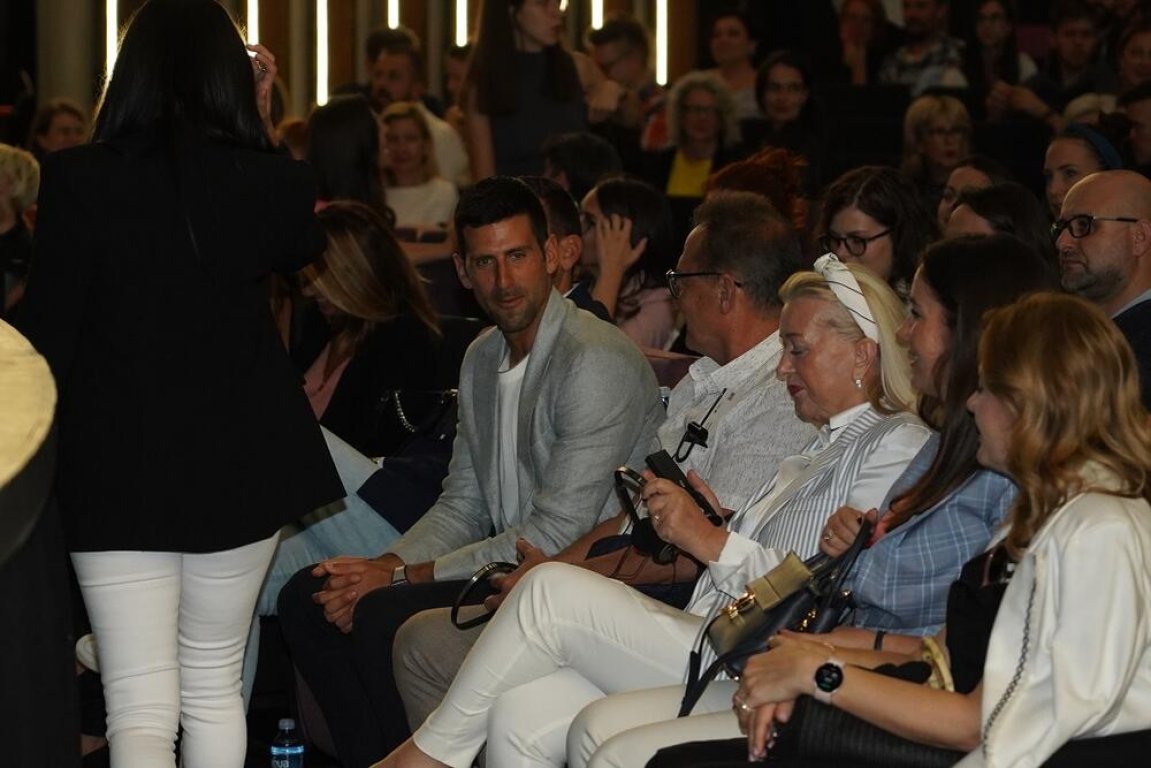 341539-novak-djokovic-i-ristici-ff