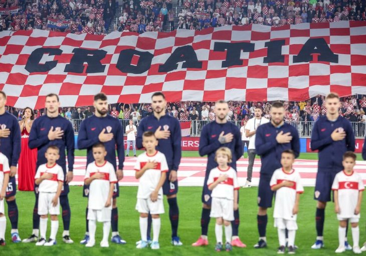 SKANDALČINA U OSIJEKU: Hrvatski navijači na utakmici protiv Turske pjevali ustaške pjesme! SLIJEDI LI RIGOROZNA KAZNA UEFA-e? 