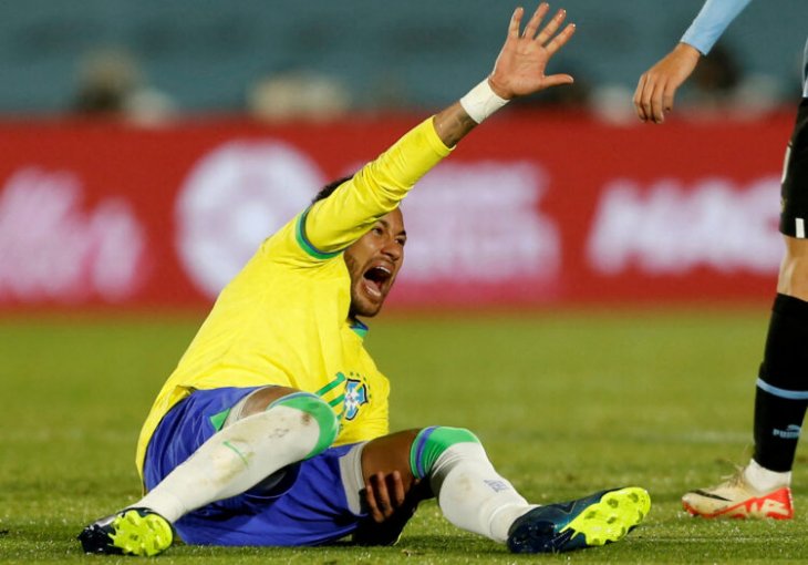 Neymar doživio strašnu povredu i u suzama iznešen na nosilima…